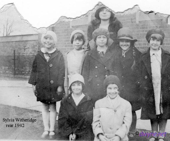 1942-Murray-Beach-breaking-camp