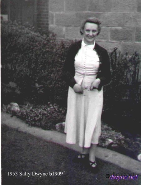 d10-Sally-Dwyne-Holden-Ave-1953