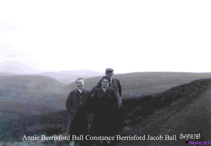 m088-Annie-Ball-Constance-Berrisford-Jacob--Ball-1960