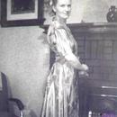 m025-Annie-Ball