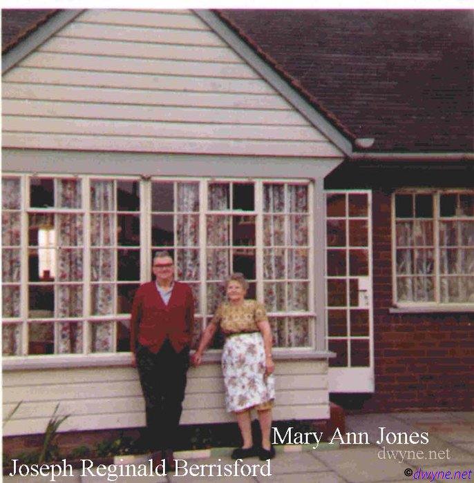 m060-Joseph-Reginald-Berrisford,-Mary-Ann-Jones-Uncle-Joe-Aunt-Mary