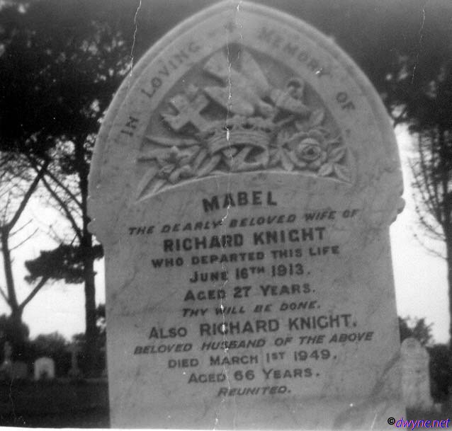 12-Knight-Richard-&-Mabel